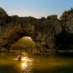 © Canoeing and breakfast at Pont d'Arc - © Mon Oeil