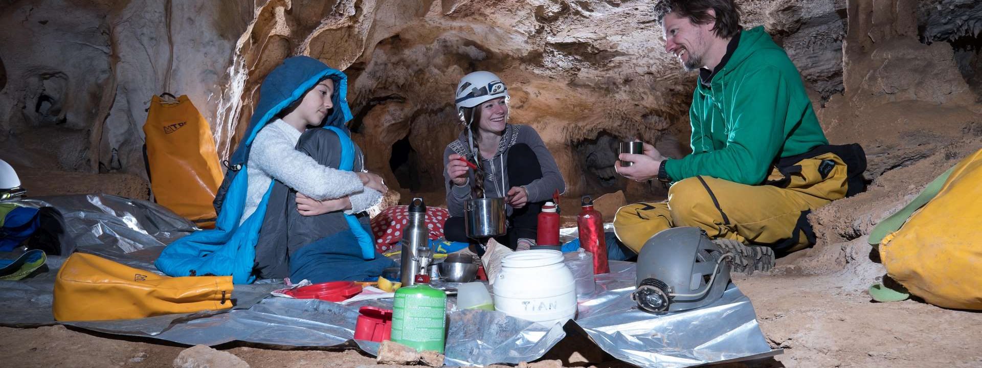 Immersion totale en bivouac souterrain