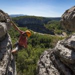 © Climbing - Bureau des Moniteurs d'Ardèche Méridionale - Matthieu Dupont / Bureau des moniteurs d'Ardèche Méridionale