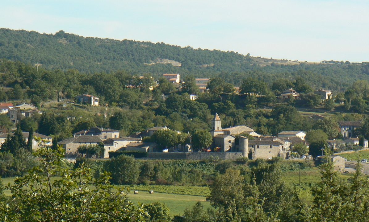 Hiking around Chaussy