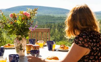 Car-free holiday: right bank Ardèche Gorges, natural chic