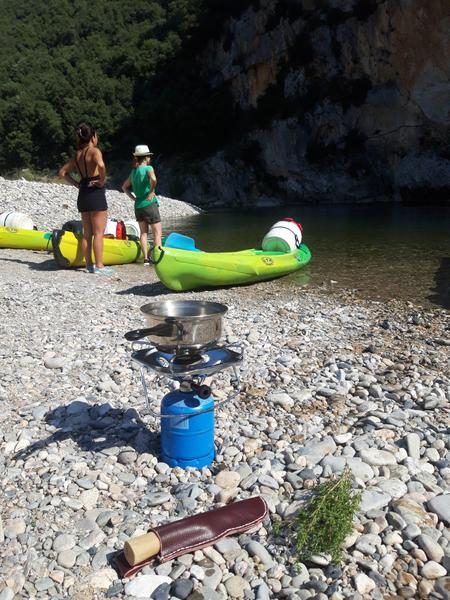 Canoë - Kayak de Vallon à St Martin d'Ardèche - 32 km / 2 jours avec la Petite Mer