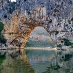 © Boatman of the Pont d'Arc - Sébastien izzillo