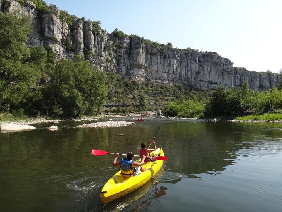 Family canoeing in the evening - from 3 years old with Kayacorde