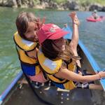 © Family canoeing in the evening - from 3 years old with Kayacorde - Kayacorde