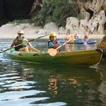 © Family canoeing in the evening - from 3 years old with Kayacorde - Kayacorde