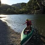 © Family canoeing in the evening - from 3 years old with Kayacorde - Kayacorde