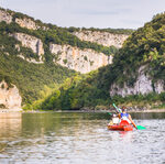 © Canoë - Kayak de Châmes à St Martin d'Ardèche - 24 km / 1 jour avec La Vernède - Loulou Bateaux
