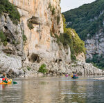© Canoë - Kayak de Châmes à St Martin d'Ardèche - 24 km / 1 jour avec La Vernède - Loulou Bateaux