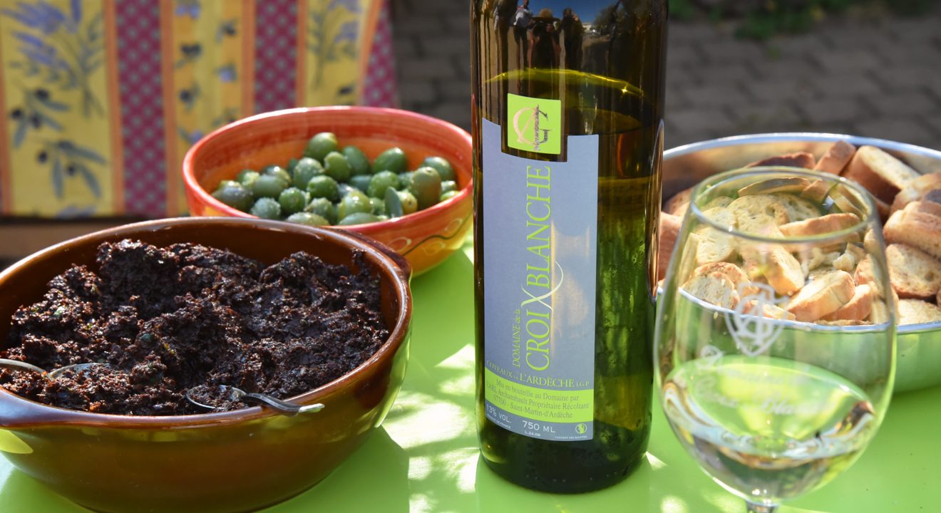 Olives and wine in the Ardèche Cévennes
