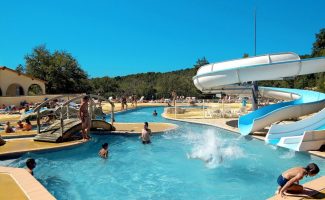 Holiday rentals "Odalys - Le Domaine des Hauts de Salavas"