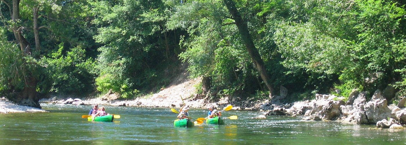 Canoeing from Châmes to St Martin d'Ardèche - 24 km / 1 day with Alpha Bateaux