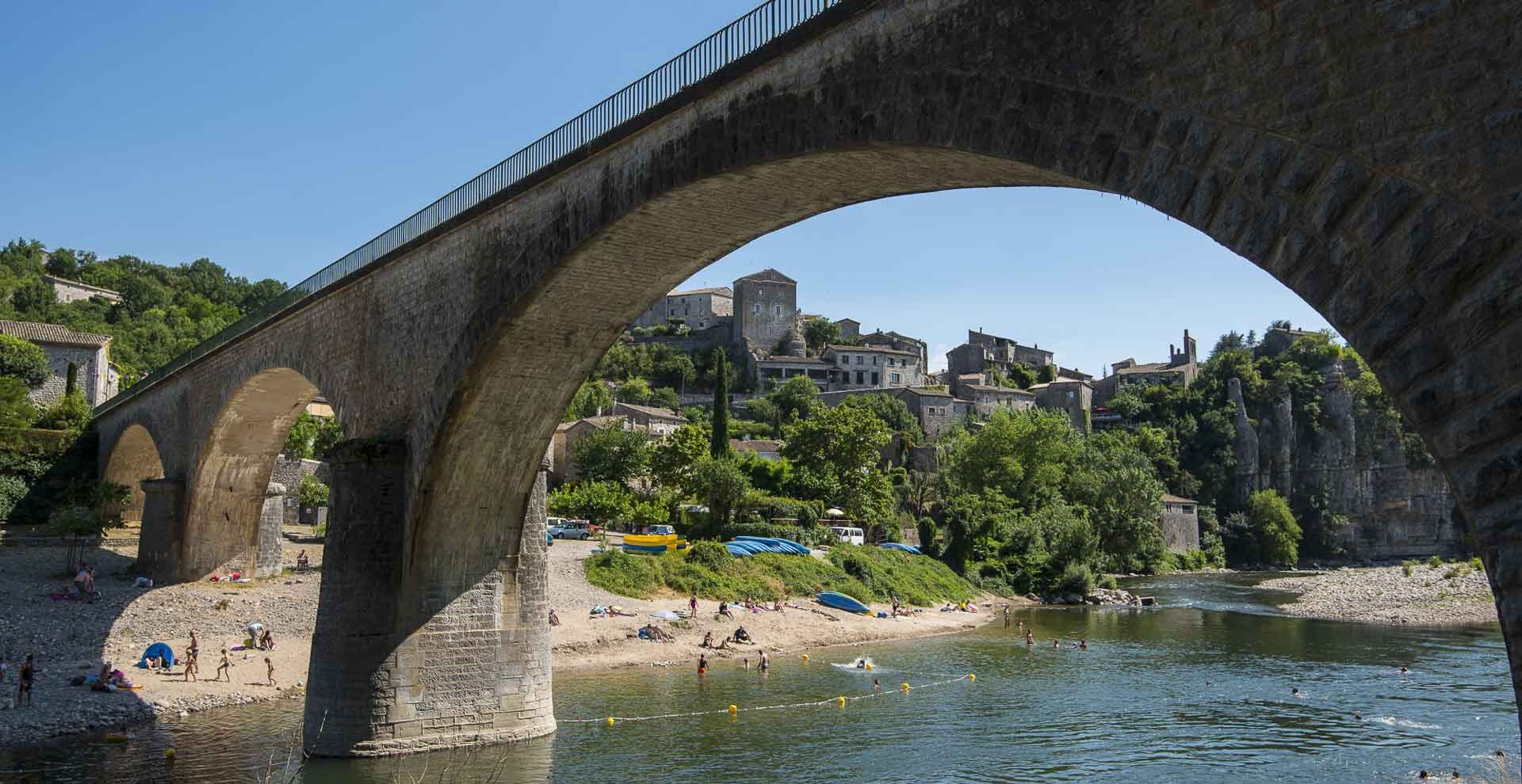 Balazuc-Ardèche-©Matthieu-Dupont