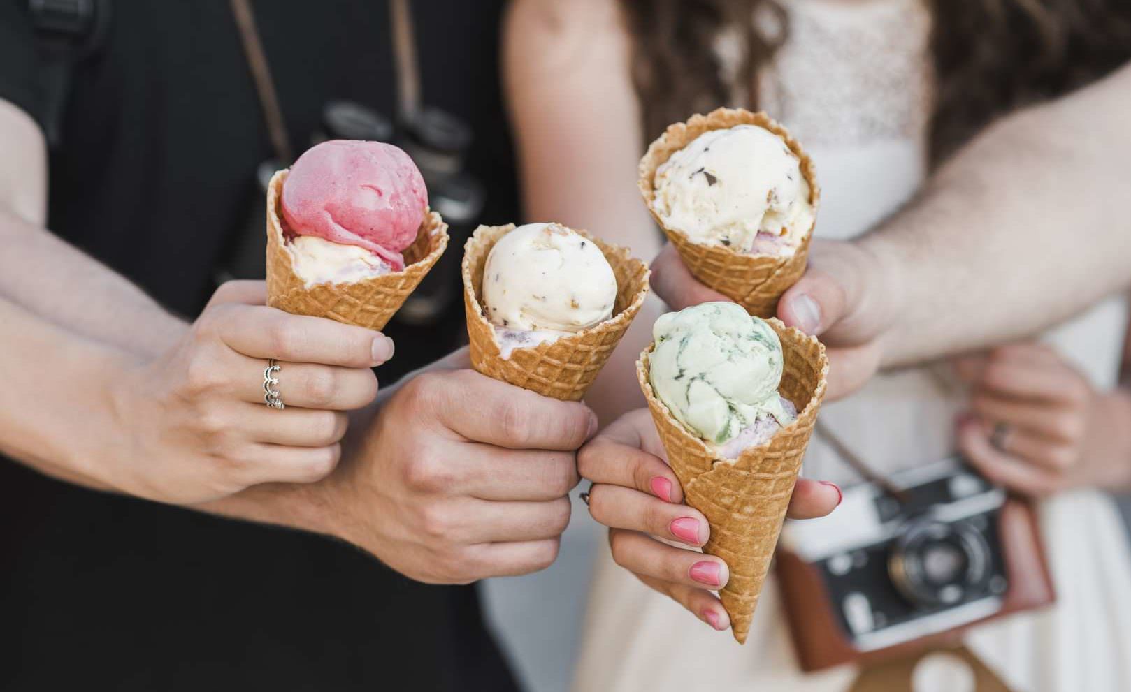 Glaces Ruoms Ardèche (Copier)