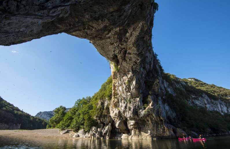 Le Pont d'Arc en Ardèche ©Matthieu Dupont