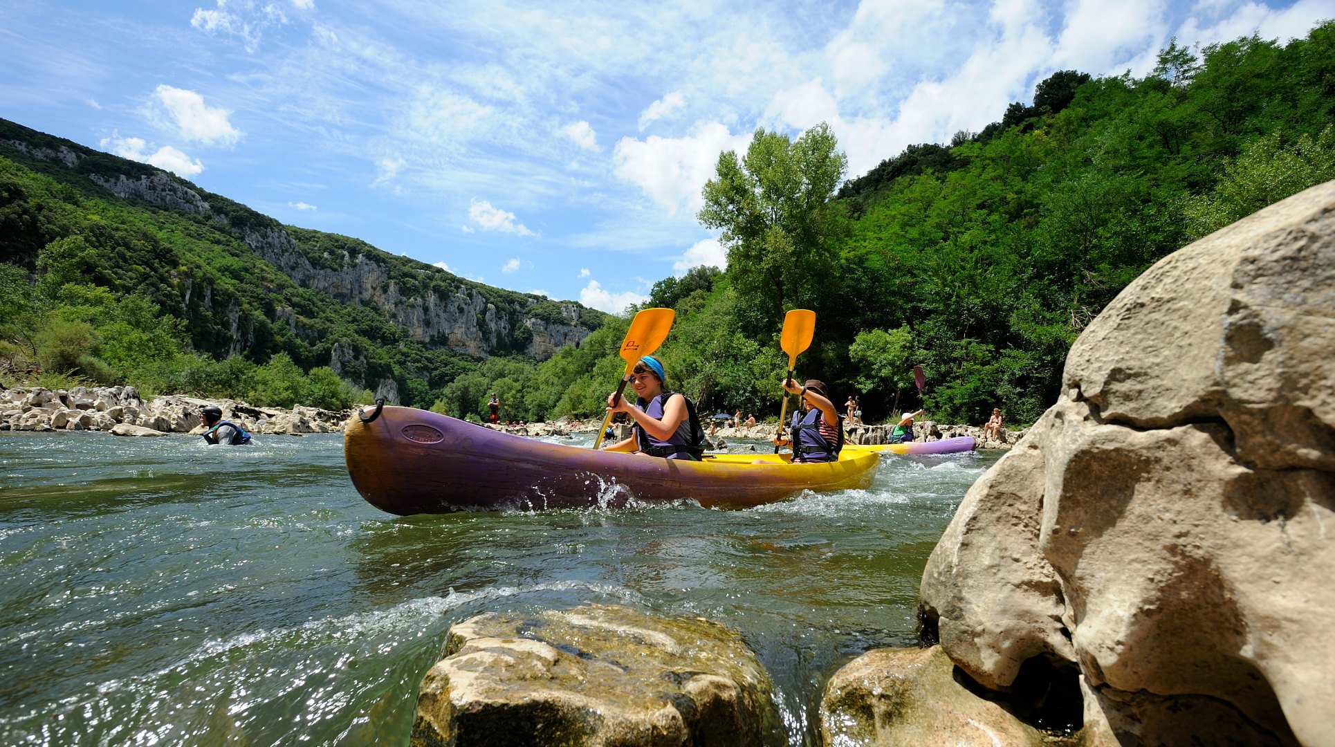 canoe-gorges-de-l-ardechecopyrightm-dupont