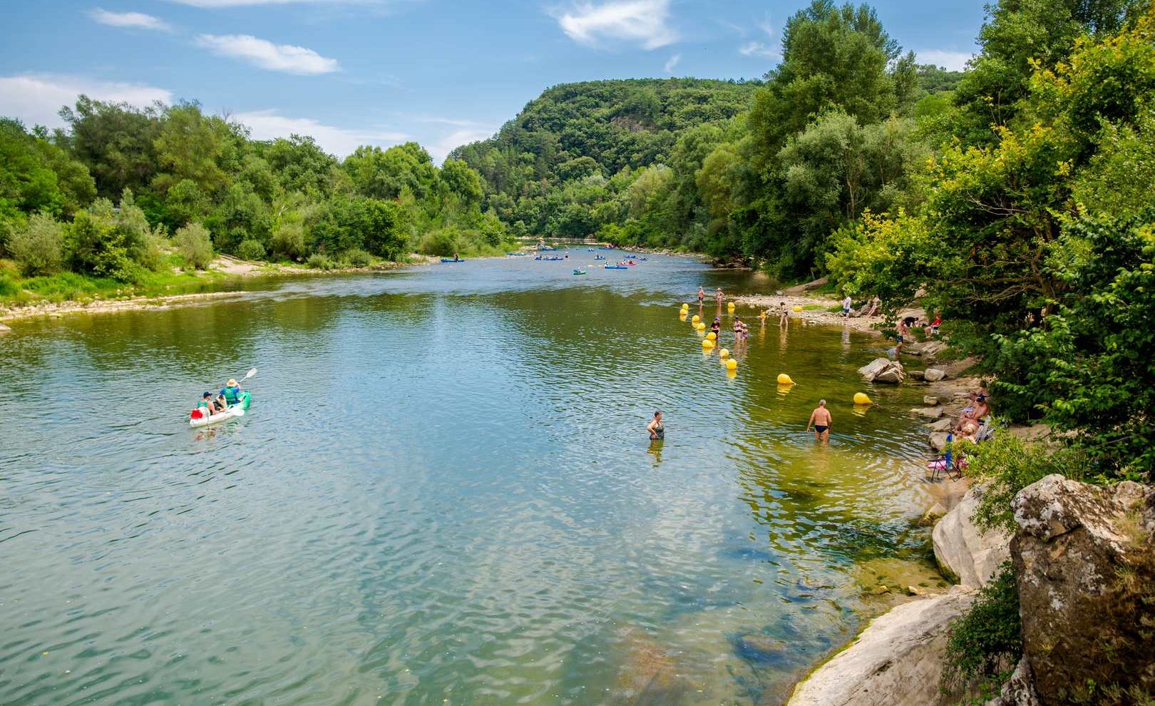 Plage surveillée Salavas Ardèche©Marina Geray